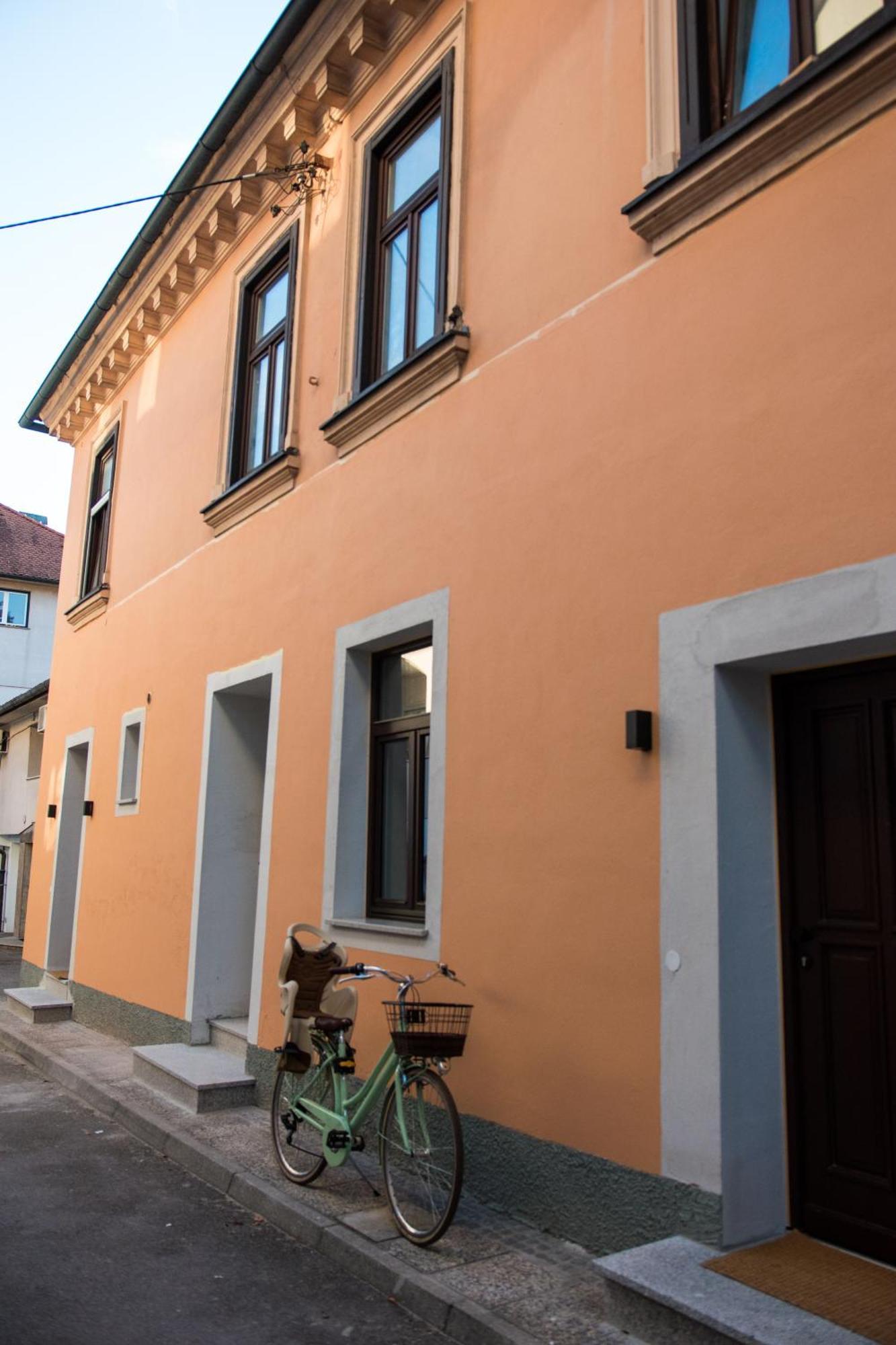 Villa Avrelia Ljubljana Exteriör bild